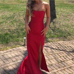 Sherri Hill Strapless Prom Dress
